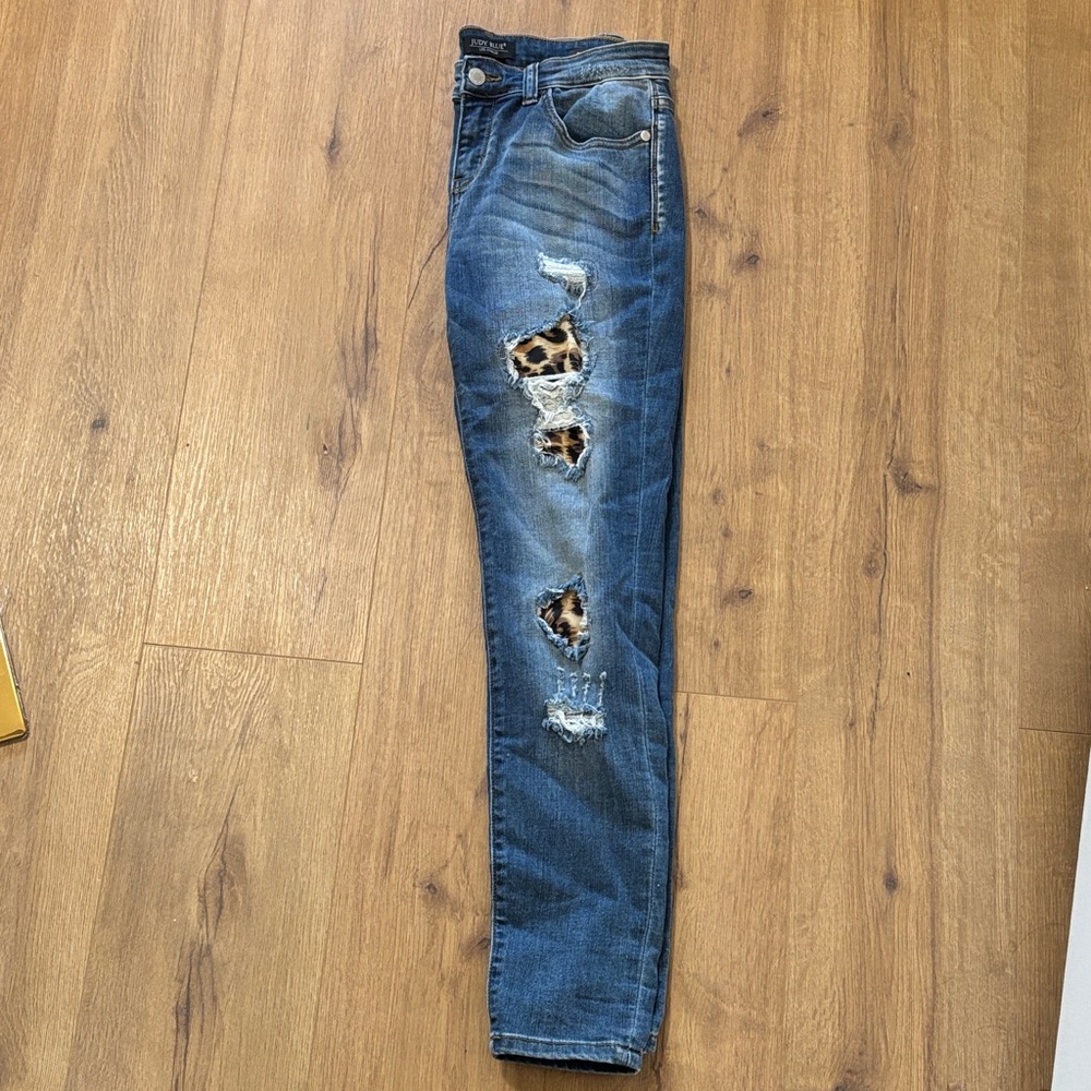 Judy Blue Leopard Patch Skinny Jeans